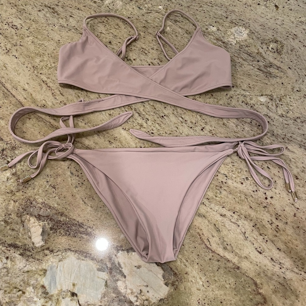 Monday Swimwear Set, Size Small